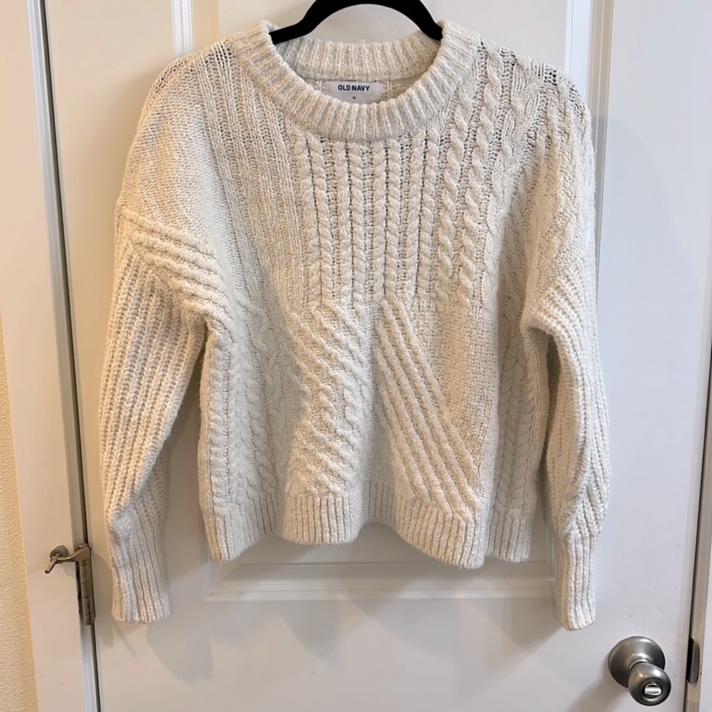 Oversized cropped cable knit sweater